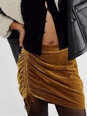 Free People Velvet Ruched Mini Skirt Size 2  NWOT
